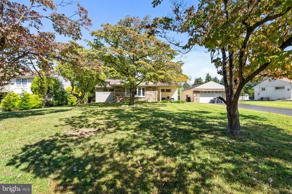 Southampton, PA 18966,29 HOLLY RD