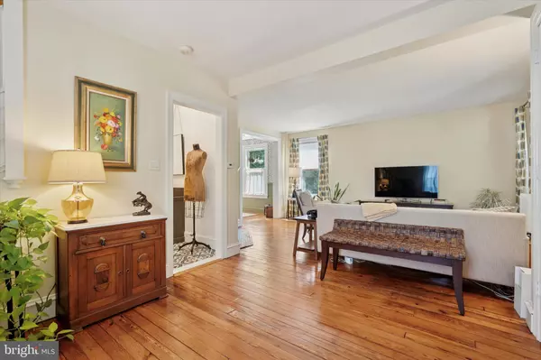 Swarthmore, PA 19081,313 DICKINSON AVE