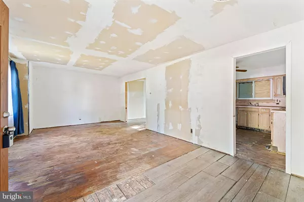 Blackwood, NJ 08012,602 LINDA AVE