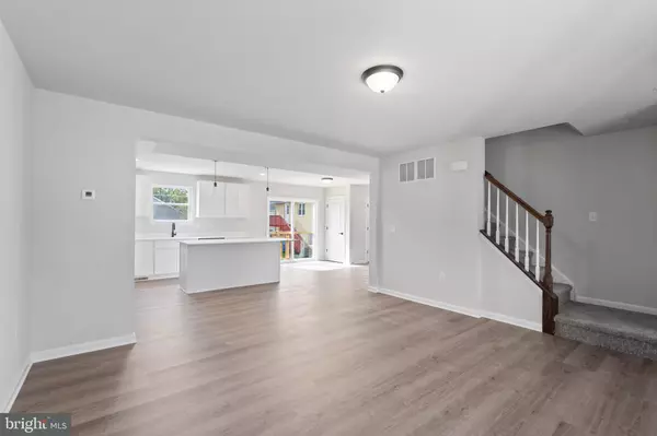 Swedesboro, NJ 08085,414 VANNEMAN AVE