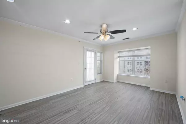 Owings Mills, MD 21117,4550 CHAUCER WAY #406