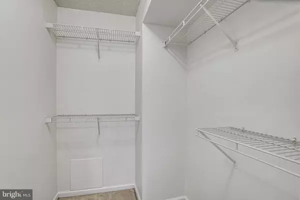 Arlington, VA 22201,1024 N UTAH ST N #522