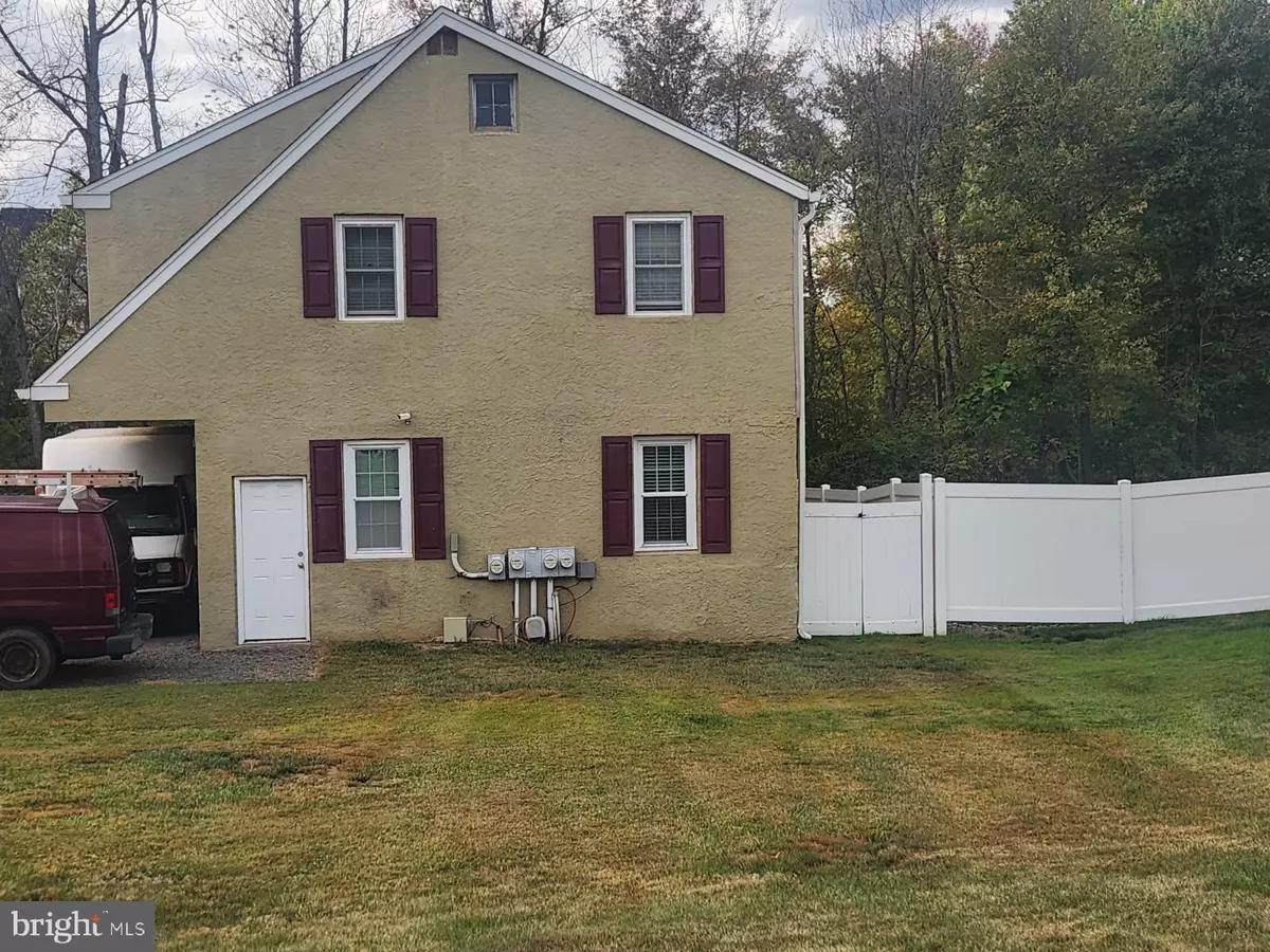 Warrington, PA 18976,2415 STREET RD