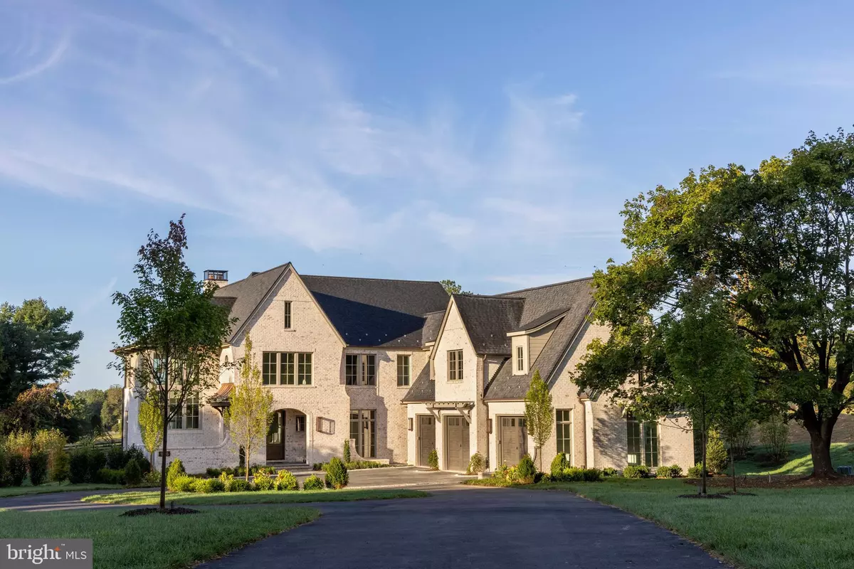 Great Falls, VA 22066,9605 GEORGETOWN PIKE