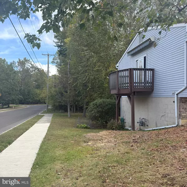 Clementon, NJ 08021,403 ROOSEVELT AVE
