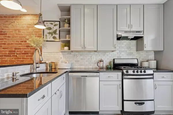 Philadelphia, PA 19147,904 DICKINSON ST