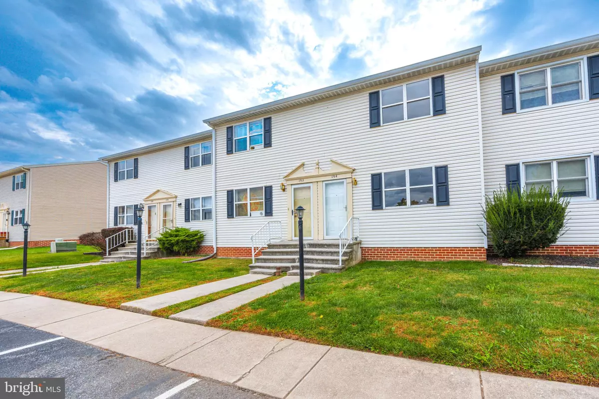 Hanover, PA 17331,194 CENTER ST