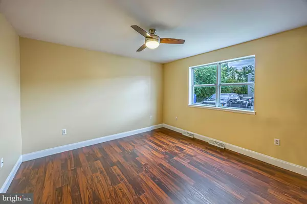 Hanover, PA 17331,194 CENTER ST