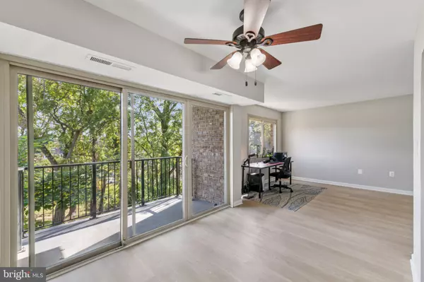 Woodbridge, VA 22192,12705 LOTTE DR #202