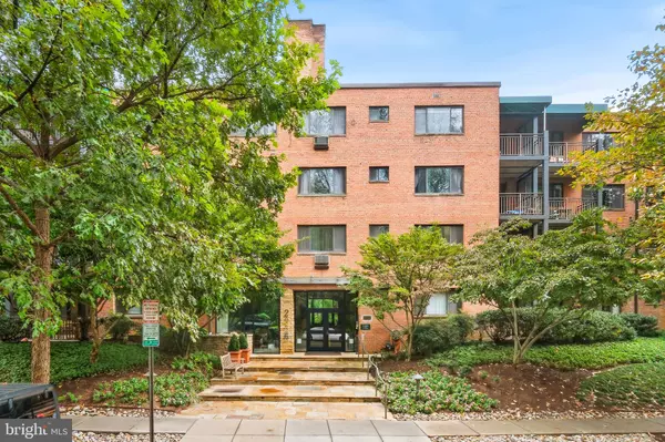 Washington, DC 20007,2325 42ND ST NW #420