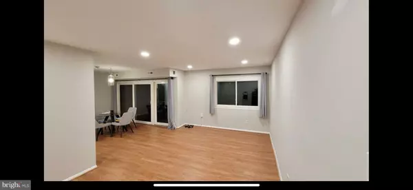 Falls Church, VA 22042,2908 KINGS CHAPEL RD #03/10