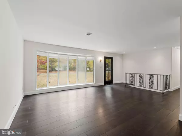 Chesilhurst, NJ 08089,415 EDWARDS AVE