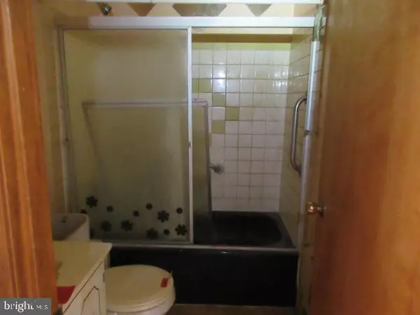 Philadelphia, PA 19146,1704 WHARTON ST