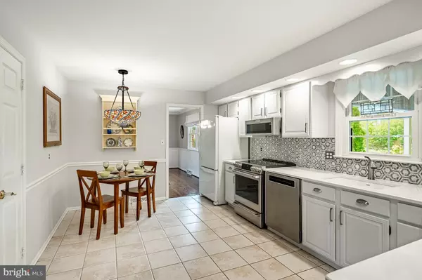 Bear, DE 19701,13 VALERIE DR