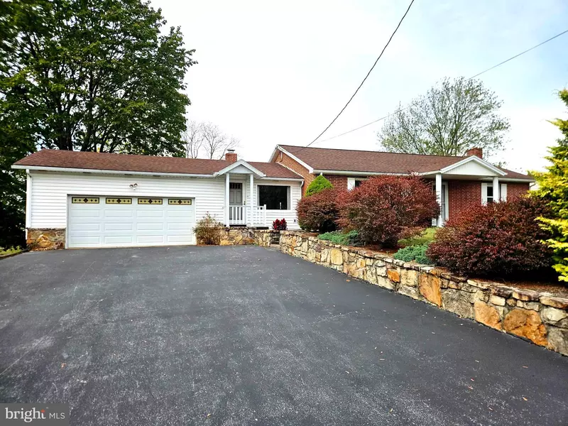 622 CHESTNUT AVE, Harrisburg, PA 17112