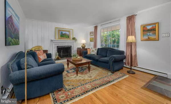 Medford, NJ 08055,114 HIAWATHA TRL