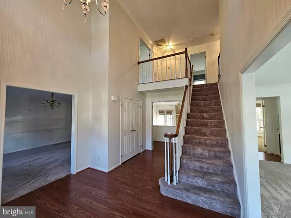 Centreville, VA 20121,6605 ENGLISH SADDLE CT