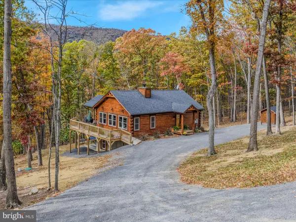 Berkeley Springs, WV 25411,367 DOMINION TRL