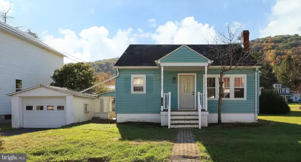 Spring Mills, PA 16875,120 RAILROAD ST