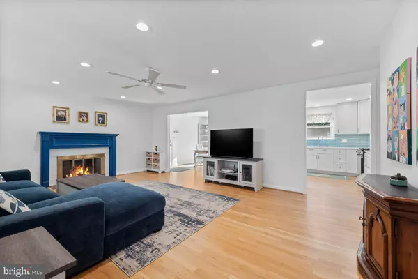 Cockeysville, MD 21030,419 WAKE ROBIN DR