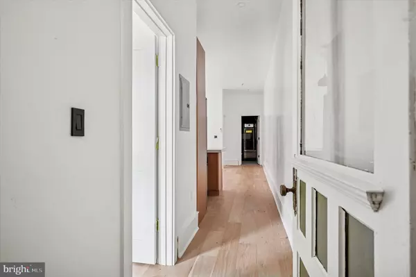 Philadelphia, PA 19143,4923 WARRINGTON AVE