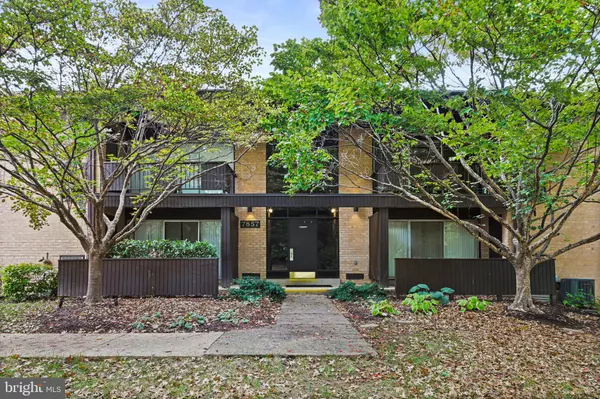 7857 ENOLA ST #208, Mclean, VA 22102