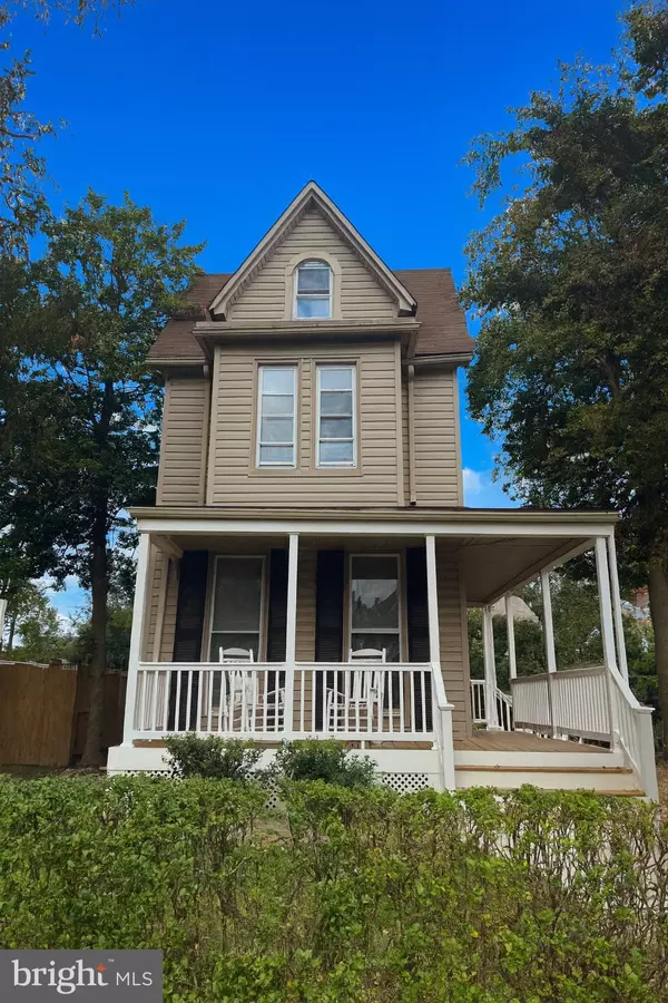 406 LYMAN AVE, Baltimore, MD 21212