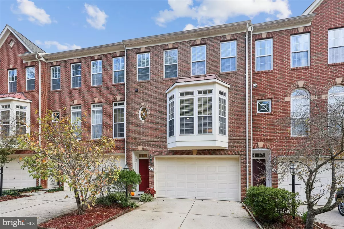 Lorton, VA 22079,9327 HUNDITH HILL CT