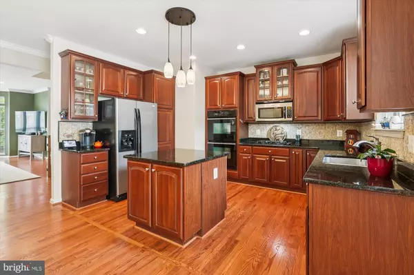 Lorton, VA 22079,9327 HUNDITH HILL CT