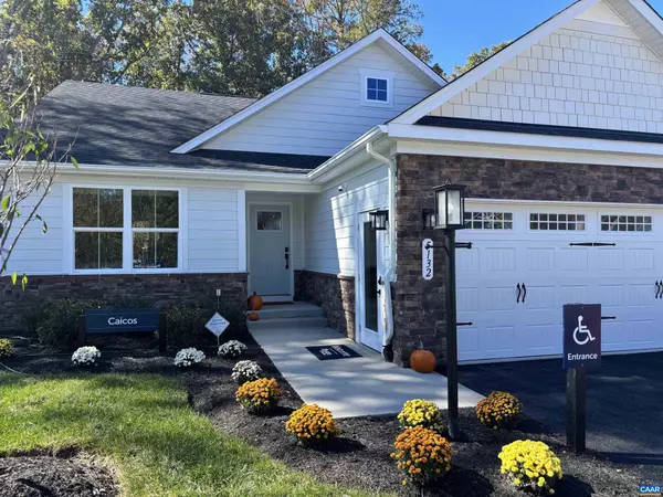 5132 LAZY BRANCH LN, Keswick, VA 22947