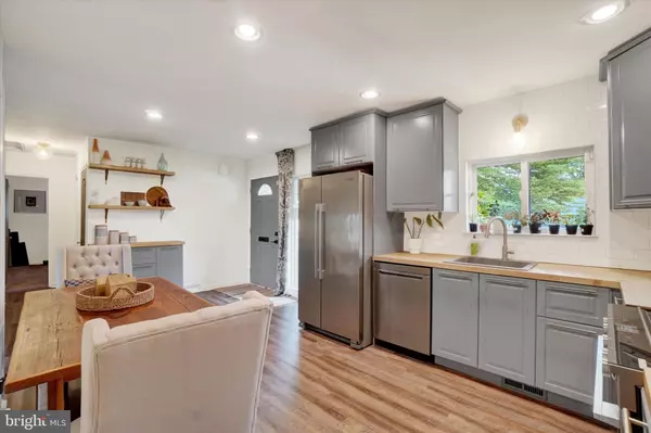 Camp Hill, PA 17011,2166 YALE AVE