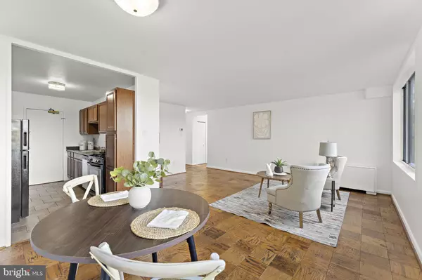 Alexandria, VA 22307,6641 WAKEFIELD DR #506