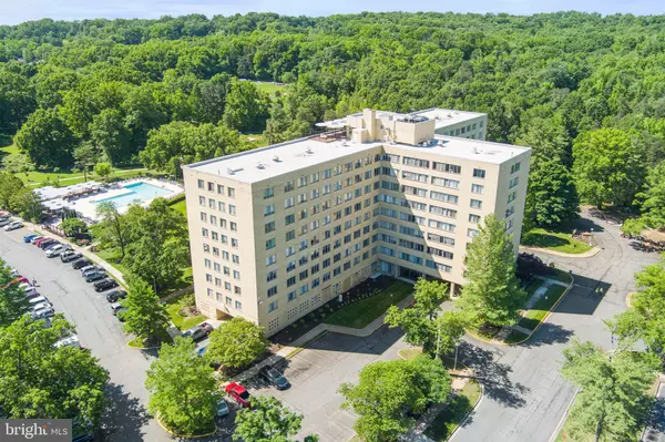 6641 WAKEFIELD DR #506, Alexandria, VA 22307