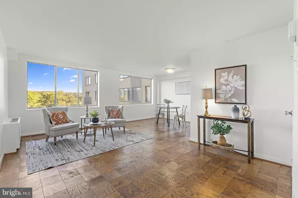 6641 WAKEFIELD DR #506, Alexandria, VA 22307