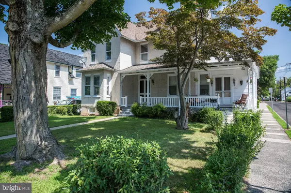 37 N CLINTON ST #A, Doylestown, PA 18901