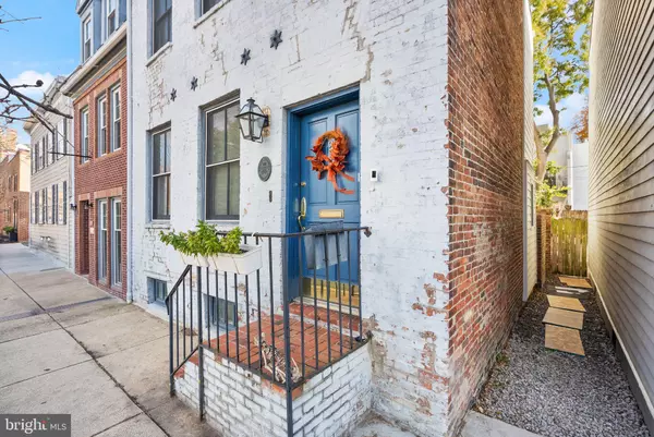 Alexandria, VA 22314,214 S HENRY ST