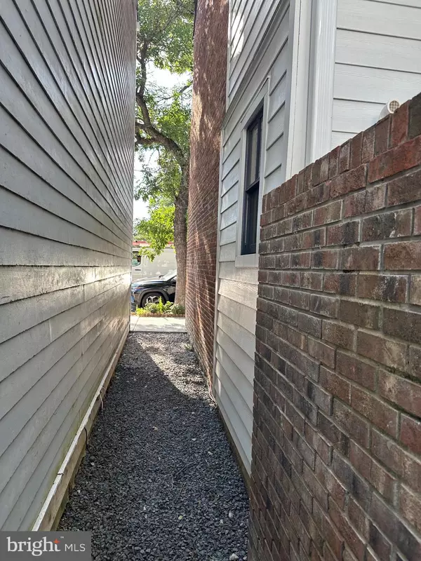 Alexandria, VA 22314,214 S HENRY ST