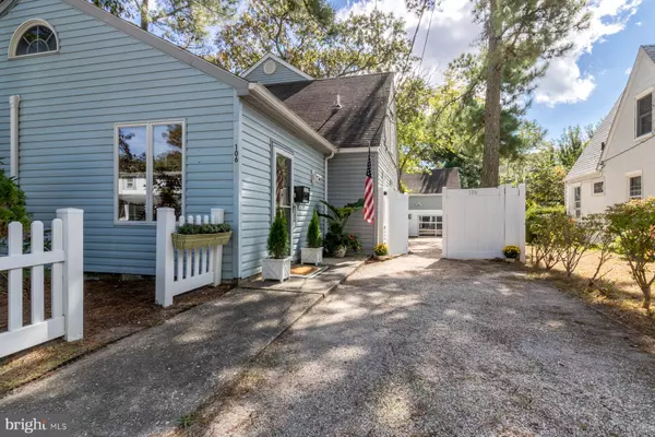 Rehoboth Beach, DE 19971,106 HICKMAN ST
