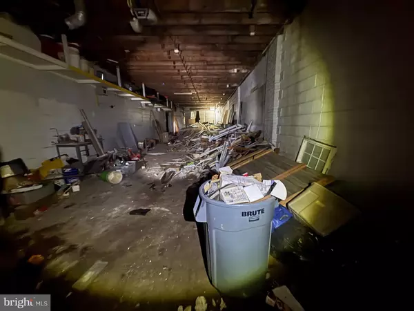 Trenton, NJ 08611,738 ADELINE ST