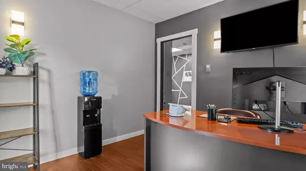 Feasterville Trevose, PA 19053,1200 BUSTLETON PIKE #1B