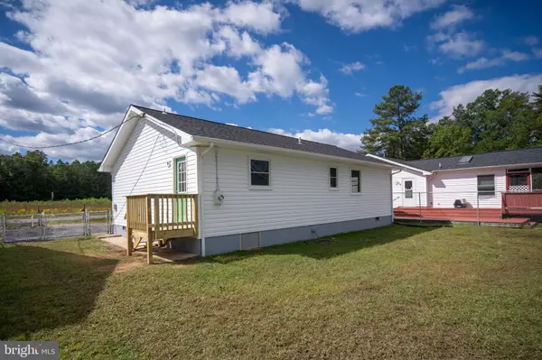 Colonial Beach, VA 22443,1115 MCKINNEY BLVD