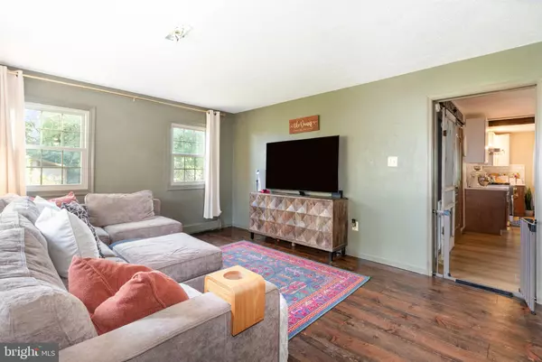 Manchester, PA 17345,4250 N GEORGE STREET EXT