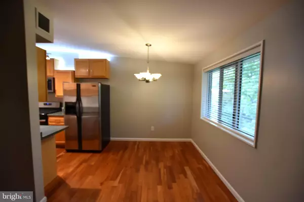Rockville, MD 20852,10404 ROCKVILLE PIK #401