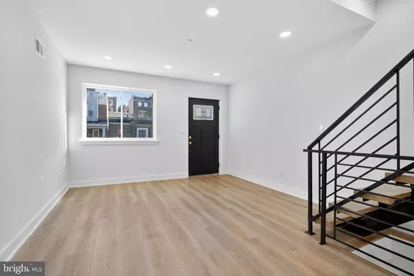 Philadelphia, PA 19134,2250 E CAMBRIA ST