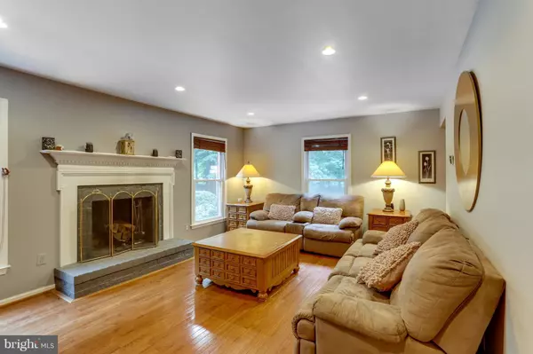 Springfield, VA 22152,9001 ARMENDOWN DR