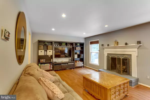Springfield, VA 22152,9001 ARMENDOWN DR