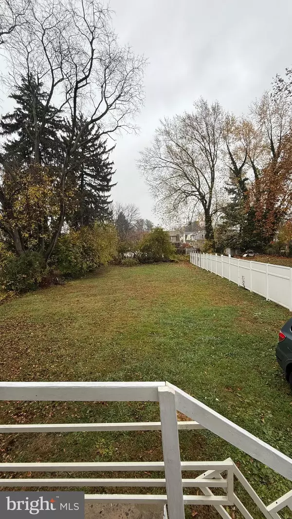 Folcroft, PA 19032,1525 ELMWOOD AVE