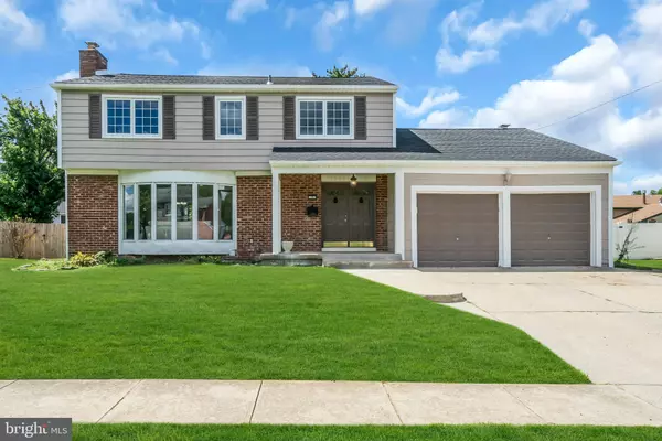 3 PEACHTREE LN, Burlington, NJ 08016