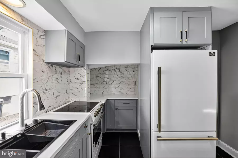 505 CROWN ST, Willow Grove, PA 19090