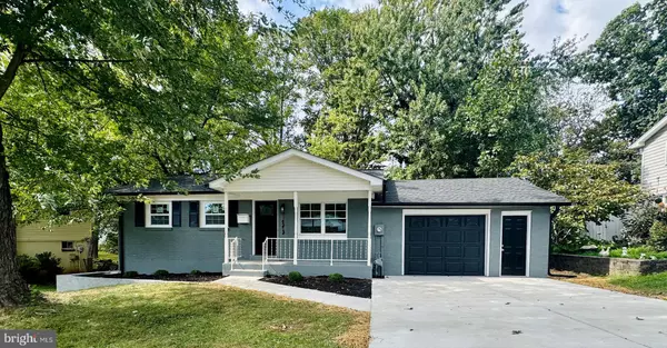 14212 FALLBROOK LN, Woodbridge, VA 22193